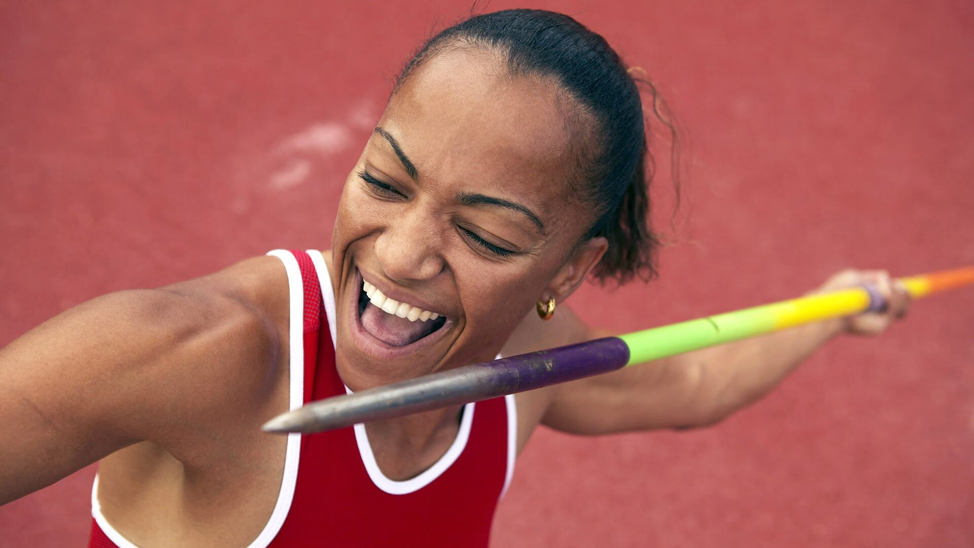 篮球让中国体育充满生命力，篮球带给我们的精神